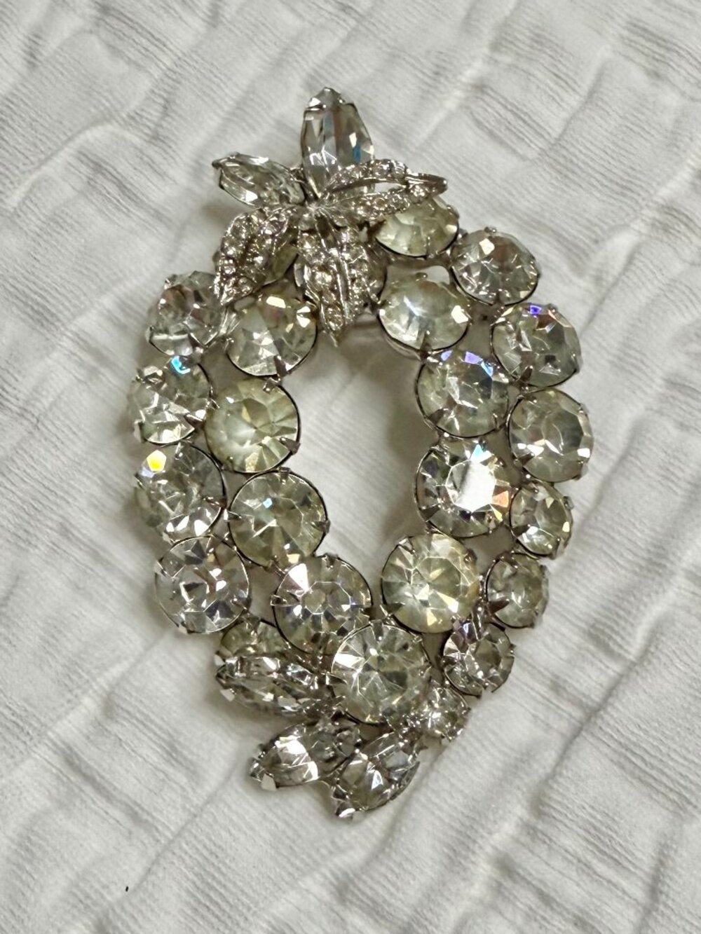 Vintage Signed WEISS Flower Accent Rhinestone Brooch Pin Holiday Party Glam